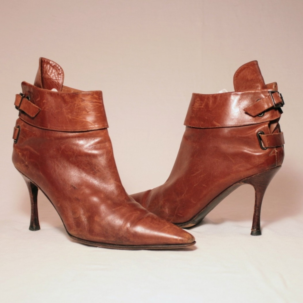 Manolo Blahnik Light Brown Ankle Boots